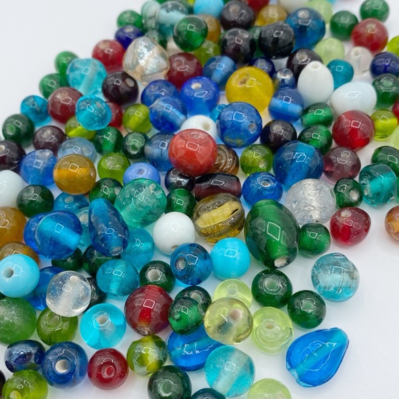 Glass Beads Mix Assorted Colors Shapes and Sizes 150 Glass Beads - Picture 2 of 5